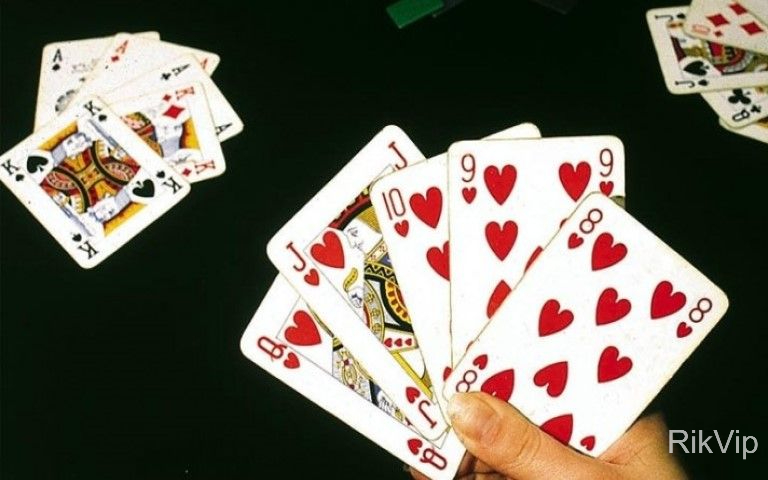 Áp dụng đòn tâm lý vào cách đánh phỏm hay 